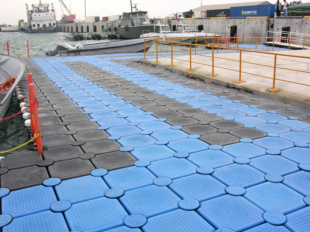 اسکله تجاری کیش اسکله تجاری کیش