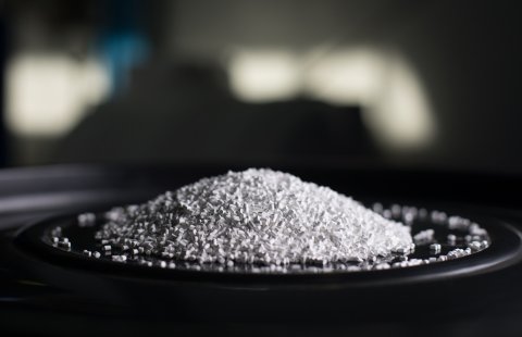 قالبگیری دورانی چیست و برای چه کاری استفاده میشود؟ قالبگیری دورانی چیست و برای چه کاری استفاده میشود؟