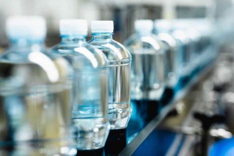 تأثیر بطریهای آب بر روی محیط زیست و سلامت انسان تأثیر بطریهای آب بر روی محیط زیست و سلامت انسان